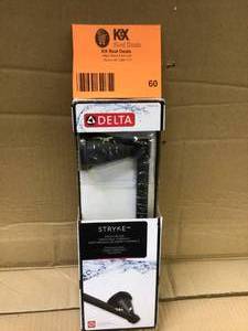 lot 60 image: Delta Stryke Double Post Pivoting Toilet Paper Holder in Matte Black Customer Returns See Pictures