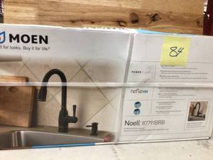 MOEN Noell Single-Handle Pull-Down Sprayer Kitchen Faucet with Reflex, Soap Dispenser and Power Clean in Mediterranean Bronze&nbsp&nbspCustomer Returns See Pictures