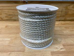 lot 23 image: WELLINGTON 12 in. Dia. x 300 ft. L Twisted Nylon Rope White