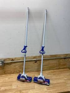 lot 105 image: MR. CLEAN Lot of 2- Magic Eraser Roller Mops