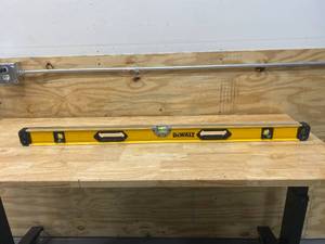 lot 60 image: DEWALT 48 in. Non-Magnetic Box Beam Level
