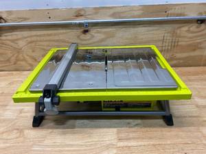 lot 9 image: RYOBI 7 in. 4.8 Amp Tabletop Tile Saw