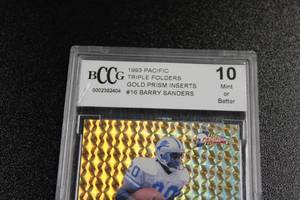 1993 Pacific Triple Folders Gold Prism Barry Sanders BCCG 10