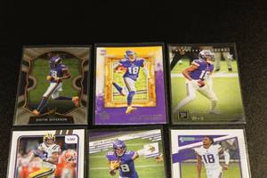 Minnesota Vikings Justin Jefferson Football Card Lot  9 Different Cards
