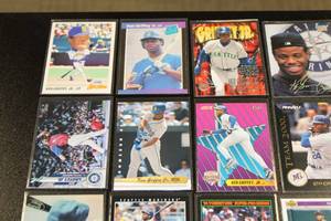Ken Griffey Jr. Baseball Card Lot  20 Different Cards  Bonus