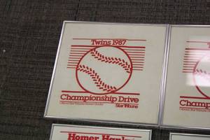 Framed 1987 & 1991 Minnesota Twins Homer Hanky Lot  4 Items