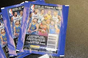 2020-21 Panini Sticker Basketball Lot  9 Unopened Packs & Lot