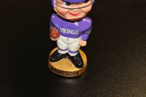 1960s Minnesota Vikings Bobblehead. Crack