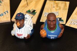Minnesota Timberwolves & Twins Figure Lot  6 Figures