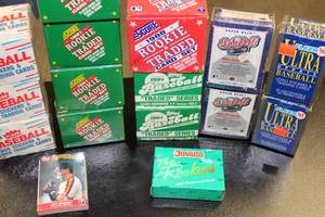 Misc Baseball Card Factory Set Lot  18 Sets