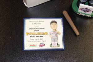 2007 Minnesota Twins MVP Justin Morneau SGA Bobblehead Defect