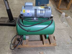 lot 11 image: Doerr Router Vacuum