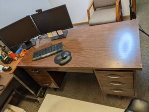 lot 365 image: All the Office Furniture Desks, Chairs, Corkboard