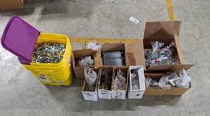 lot 370 image: Large Lot of Hardware Screws, Cam Locks, Threaded Rods and More