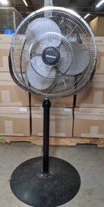 lot 222 image: Lakewood Pedestal Fan