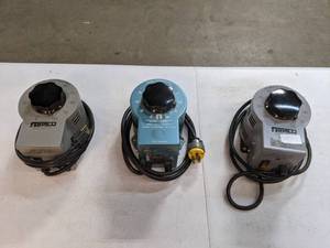 lot 1230 image: Lot of 3 Staco Variable Autotransformers