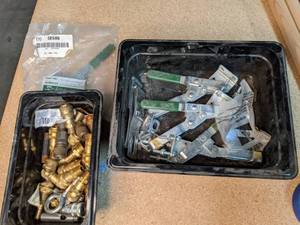 lot 252 image: Lot of Nozzles and 4 Carr Lane Open Arm Toggle Clamps