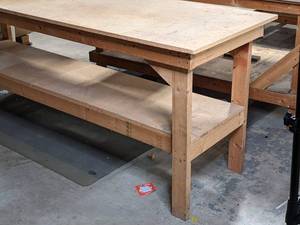 lot 693 image: Large Wooden Workbench