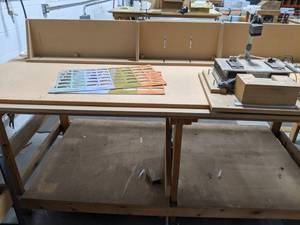 lot 656 image: Large Wooden Workbench