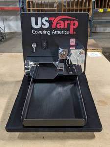 lot 620 image: US Tarp Semi Tarp Motor