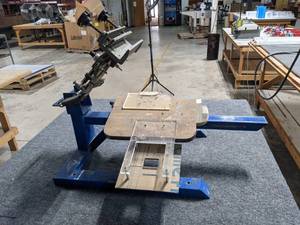 lot 451 image: Hopkins Silk Screen Printing Press