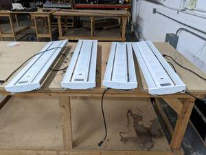 lot 710 image: Set of 4 White Commercial Use Trace Lite Linear LED Highbay Lights