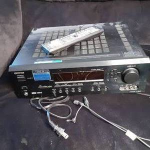 Onkyo AV Receiver model# HT-R520 co...