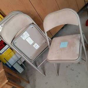 Set of 4 padded folding chairs (see...