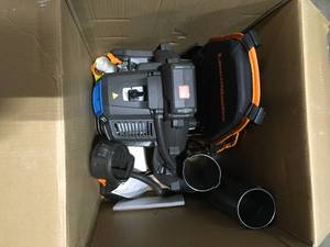 Lawnmaster NO-PULL 175 MPH 470 CFM 31cc Gas with Electronic Start Backpack Leaf Blower open box customer return see pictures