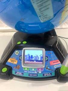 lot 12 image: Leapfrog Magic Adventure Globe