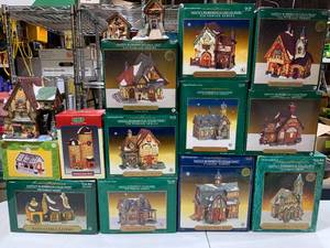 lot 20 image: Santas Workbench Village