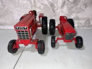 lot 39 image: Two International Harvester Farmall Tractors