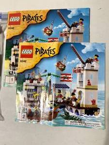 lot 62 image: LEGO 6242 Soldiers Fort