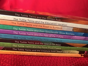 lot 77 image: The Tuttle Twins Books - 10 volumes