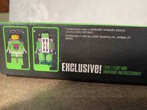 lot 136 image: LEGO Master Builder Academy