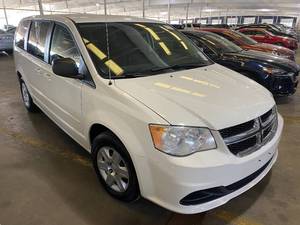 2013 Dodge Grand Caravan SE..LOW MILES