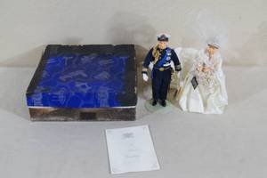 Peggy Nisbet Prince Charles and Princess Diana Doll Set