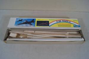 F-5E Tiger II 124 Scale Balsa Wood Flying Model