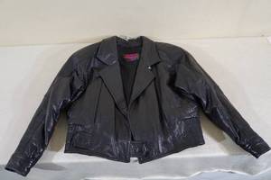 Verducci Black Leather Ladies Motorcycle Jacket - Large - Liner