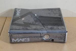 Microsoft XBOX 360 Modern Warfare 3 Game Console - 320GB