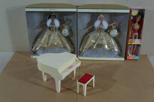 Vintage Barbie Piano and 3 Dolls