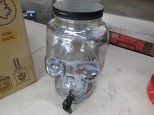 skull beverage dispenser ...