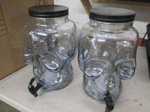 box of 2 glass skull beverage dispe...