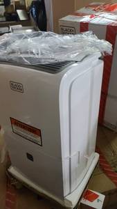 black and decker 50 pint portable d...