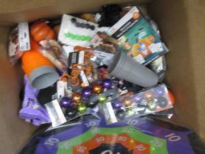 lot 99 image: Box of Assorted Halloween Items...