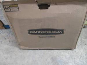lot 147 image: Case of 12 Bankers Box Smooth Move ...