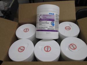 lot 206 image: Case of 12 - 220ct Canisters Ecolab...