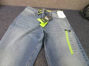 lot 242 image: Lee Straight Fit Girls 14S Jeans NW...