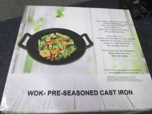lot 298 image: Parini Cast Iron Pre-seasoned Wok ...