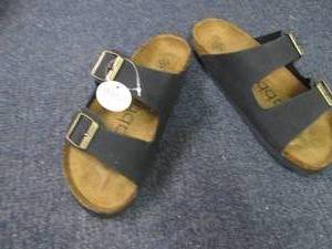 lot 325 image: Abbot K. Black Womens Size 7 Sandal...